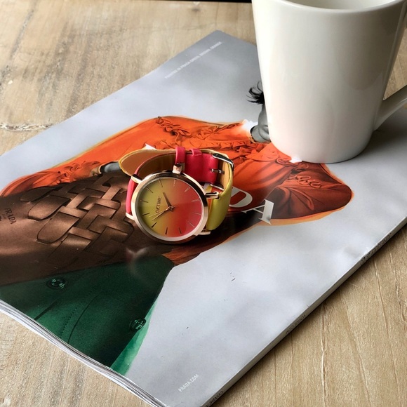 🆕RAINBOW Wristwatch in Sunset - Picture 3 of 5